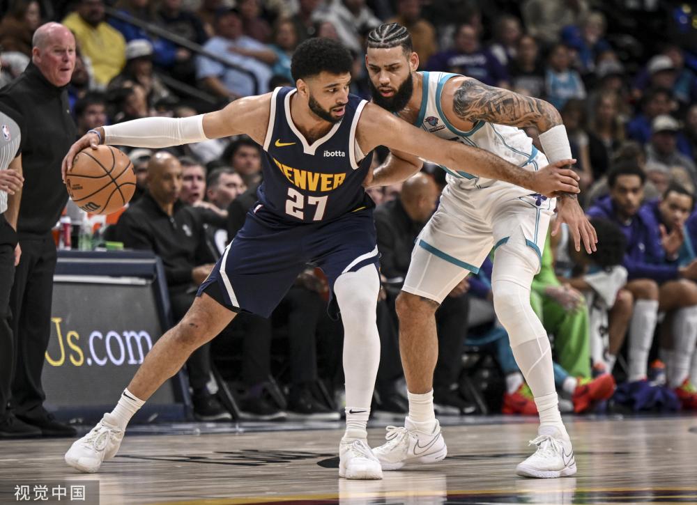 官方：阿森纳与18岁新星恩瓦内里续约，合同年限未透露.