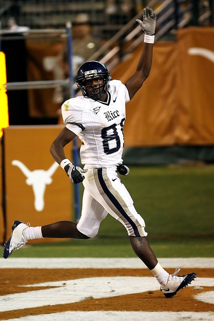 曼联下赛季首发中场人选引猜测.